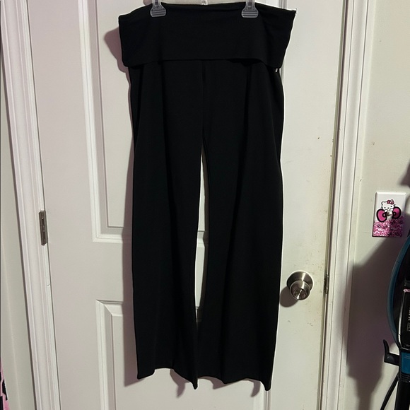 Victoria’s Secret fold over flare yoga pants - Picture 3 of 6